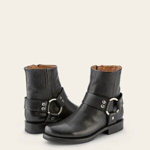 Frye Veronica Harness Short Black Leather Boot Size 9